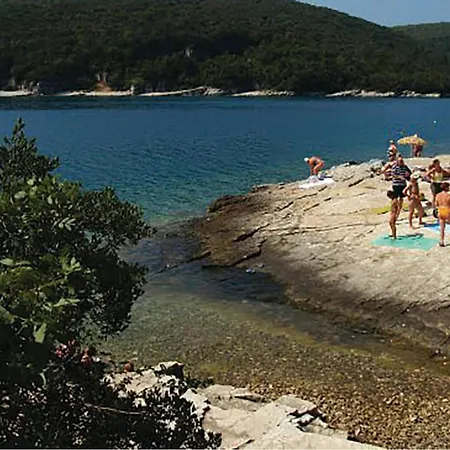 2 Bedroom Gorgeous In Holiday home