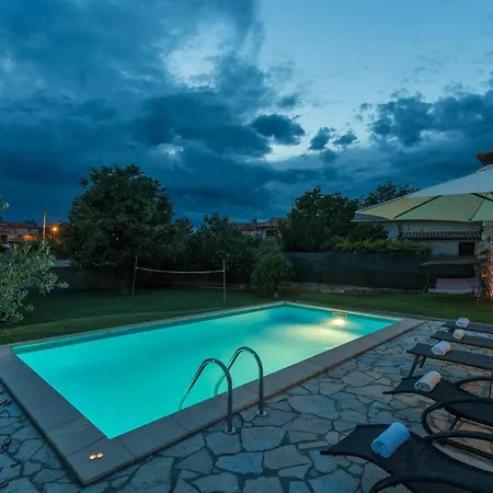 Holiday home 2 Bedroom Gorgeous In
