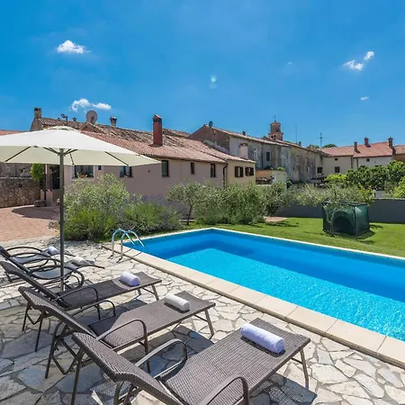 Holiday home 2 Bedroom Gorgeous In